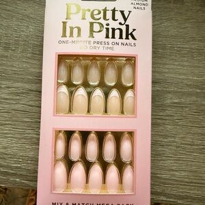 Pretty In Pink Press On Nails